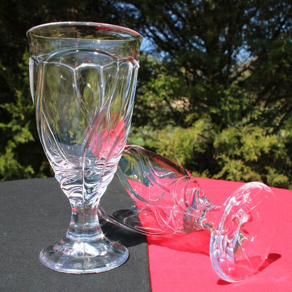 Sweet Swirl Iced Tea Glasses - Picture 3 of 4